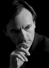 Stephen Hough (photograph by Grant Hiroshima)